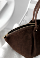 Zamszowa Geantă Almost Ready ciocolatie