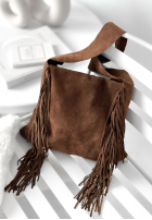 Zamszowa Geantă z frędzlami Maybe Next Time ciocolatie