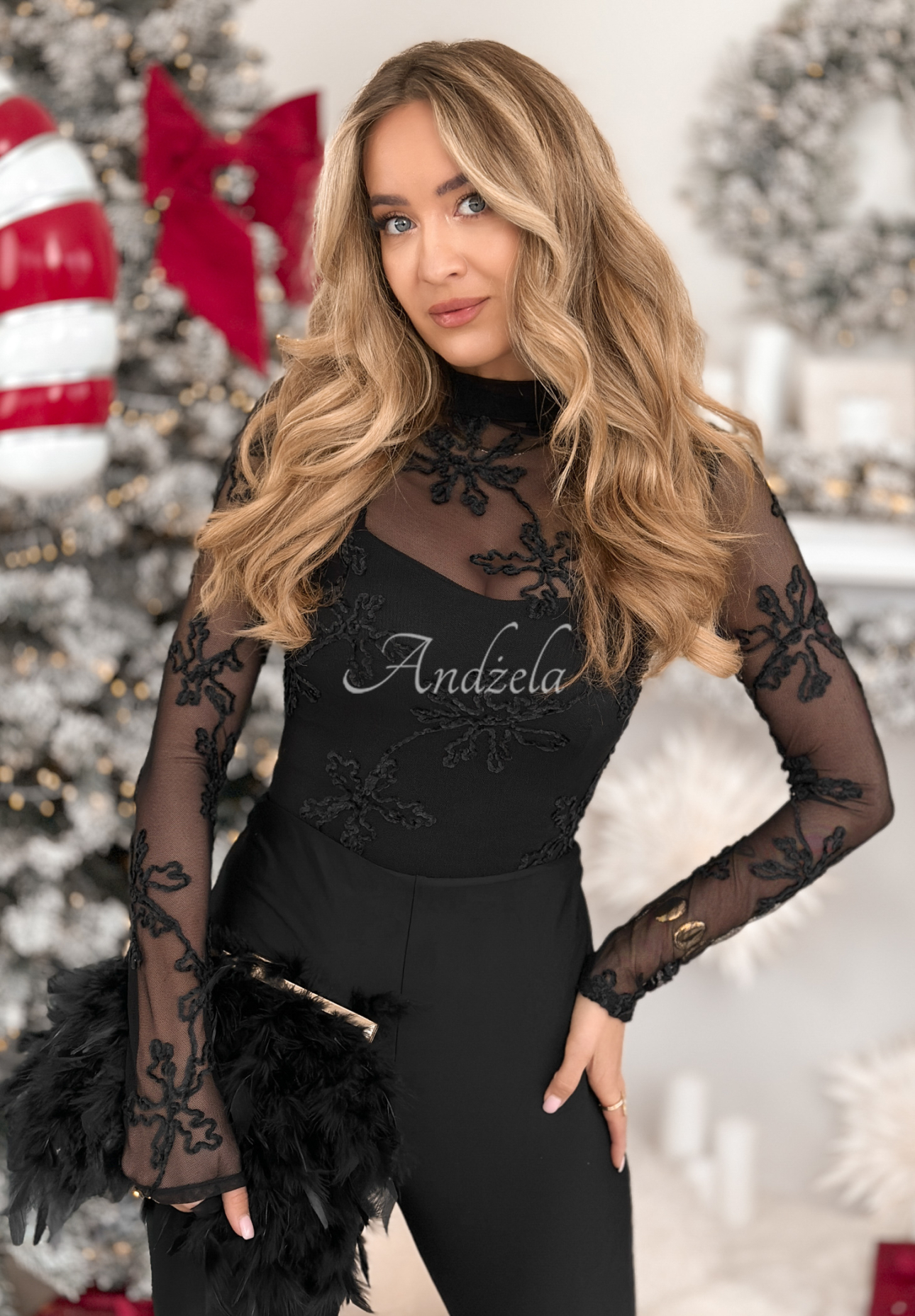 Bluză din plasă cu broderii Go On A Date