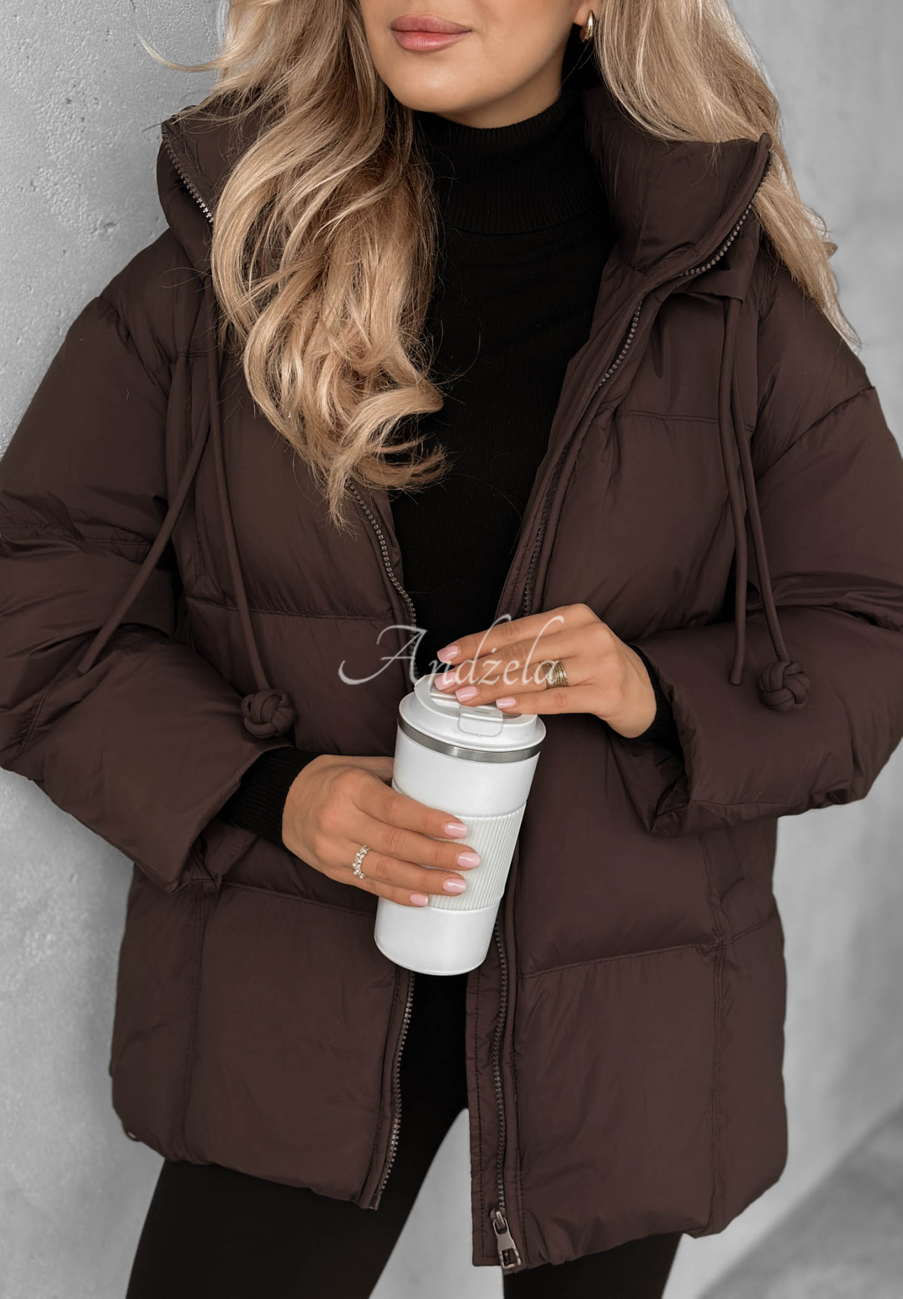 Geacă de puf cu glugă The Best Way