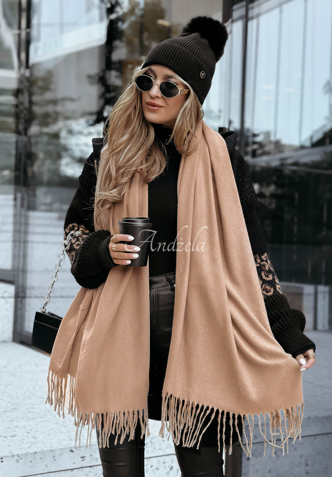 Eșarfă Closer To Heaven cu franjuri