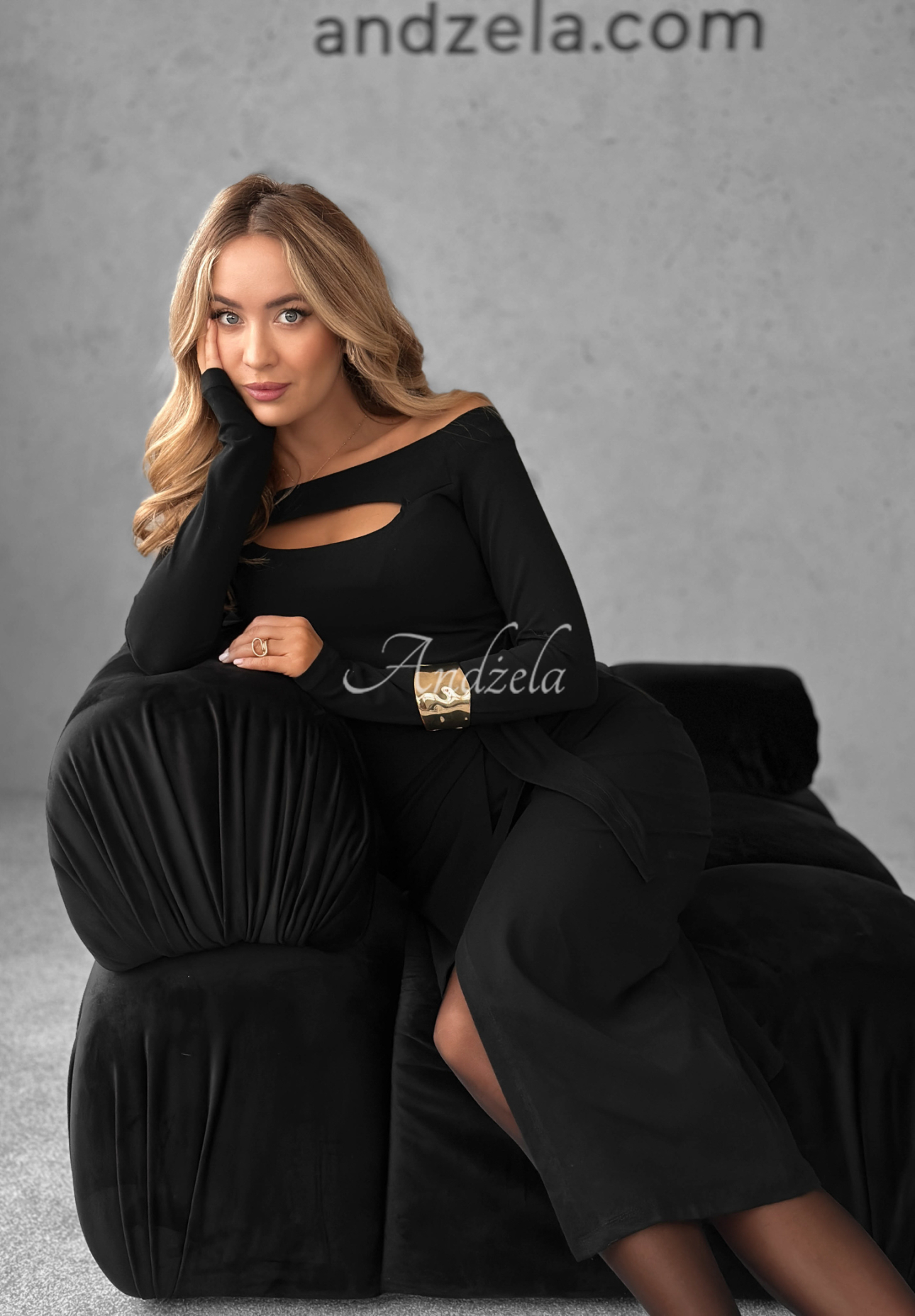 Rochie plic cu decupaj Morelli