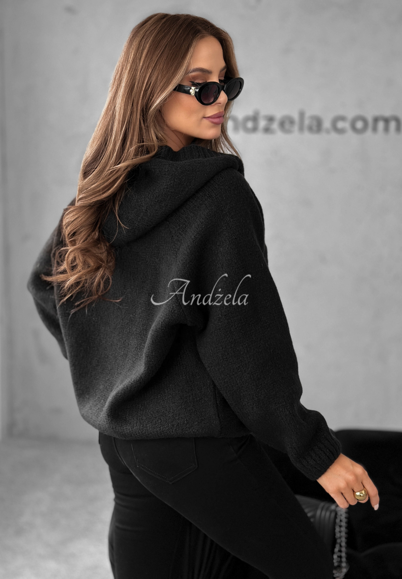 Pulover oversize cu șnur și glugă Laossi