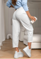 Pantaloni din denim z paskiem Know Nothing białe