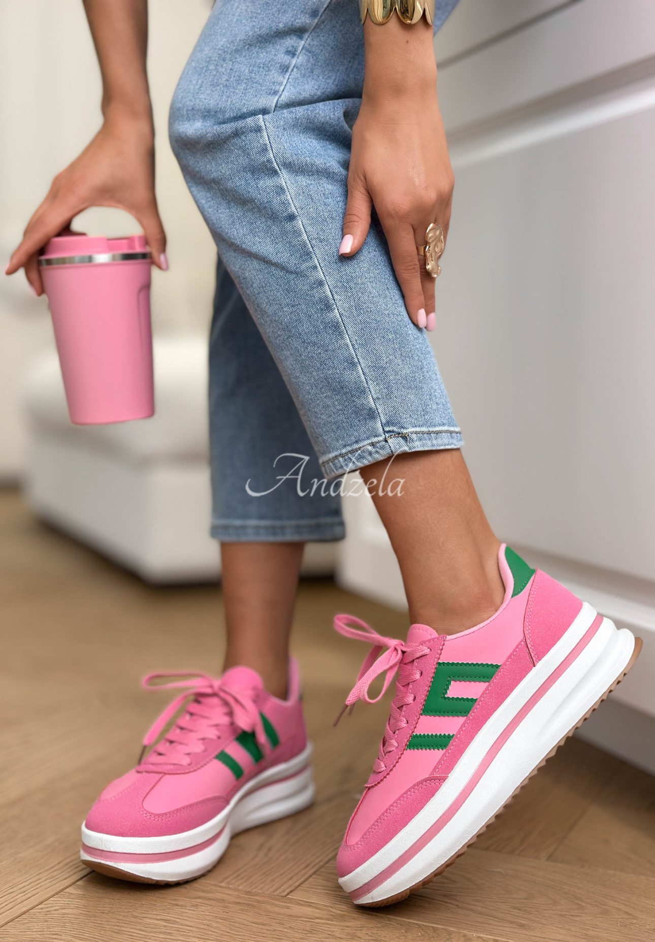 Adidași Not Going Anywhere