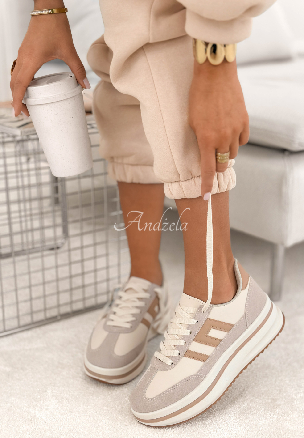 Adidași Not Going Anywhere