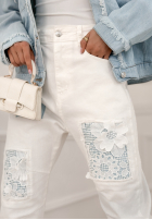 Pantaloni din denim z naszywkami Maybe In May białe