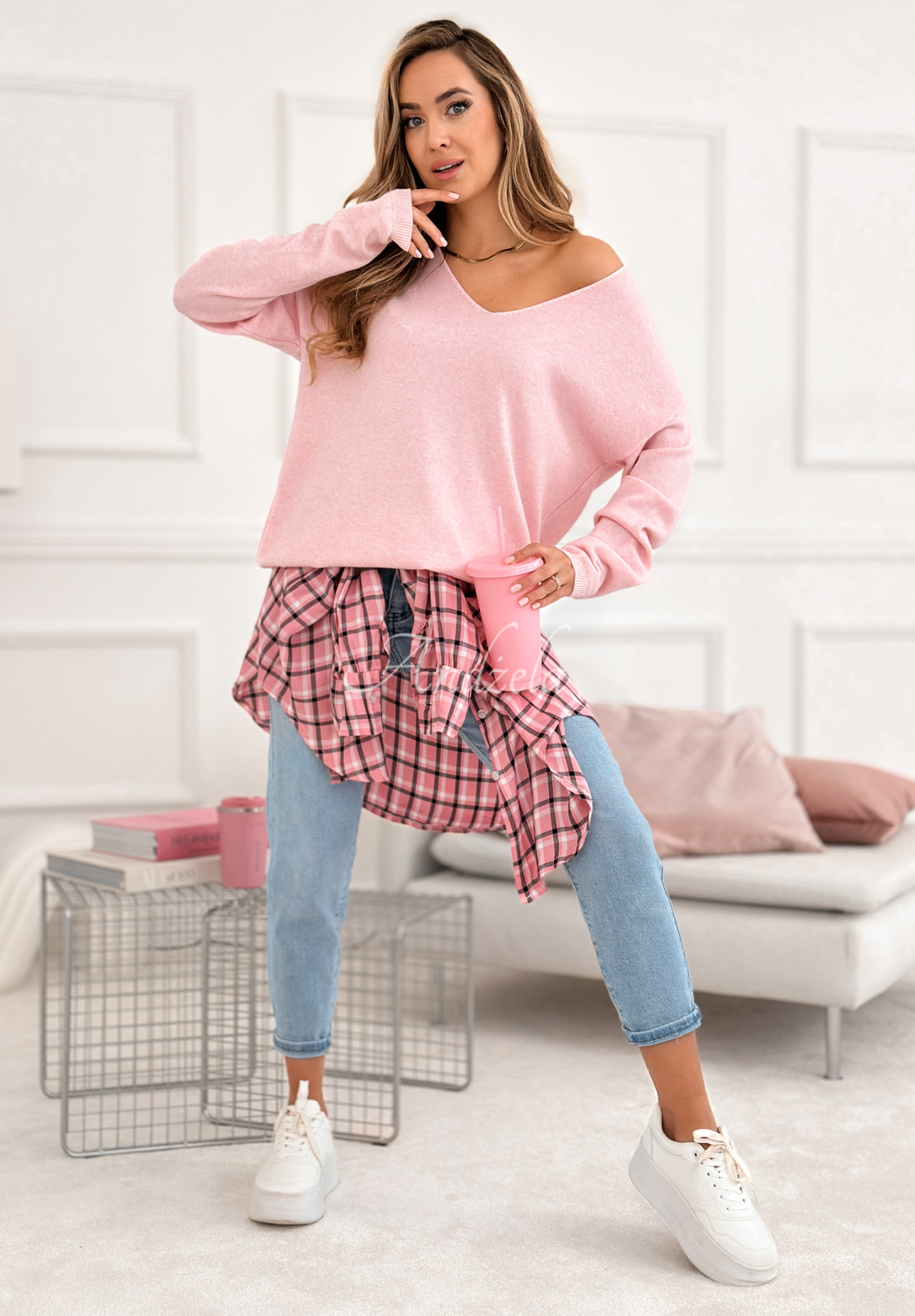 Pulover ușor cu decolteu Sensibility