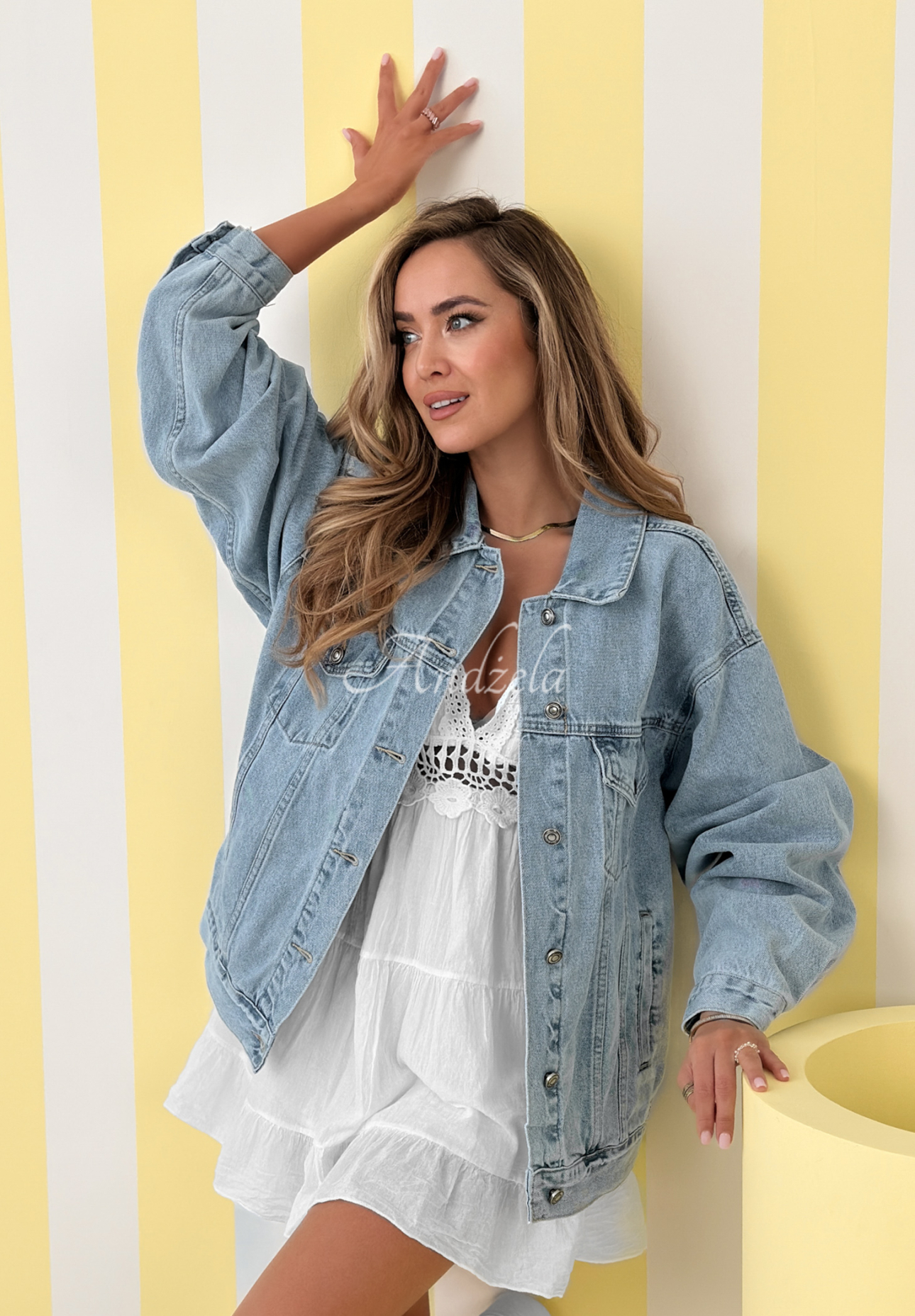 Geacă din denim Never Again