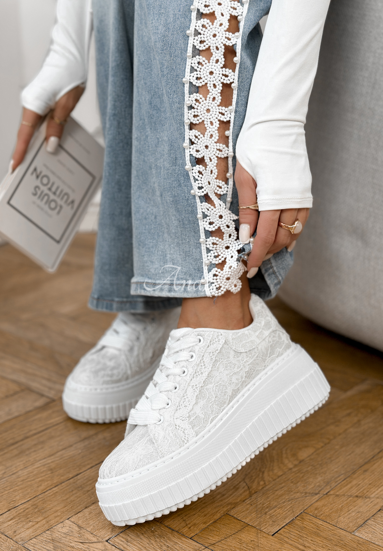 Bacheți înalți din dantelă strălucitoare Don’t Move