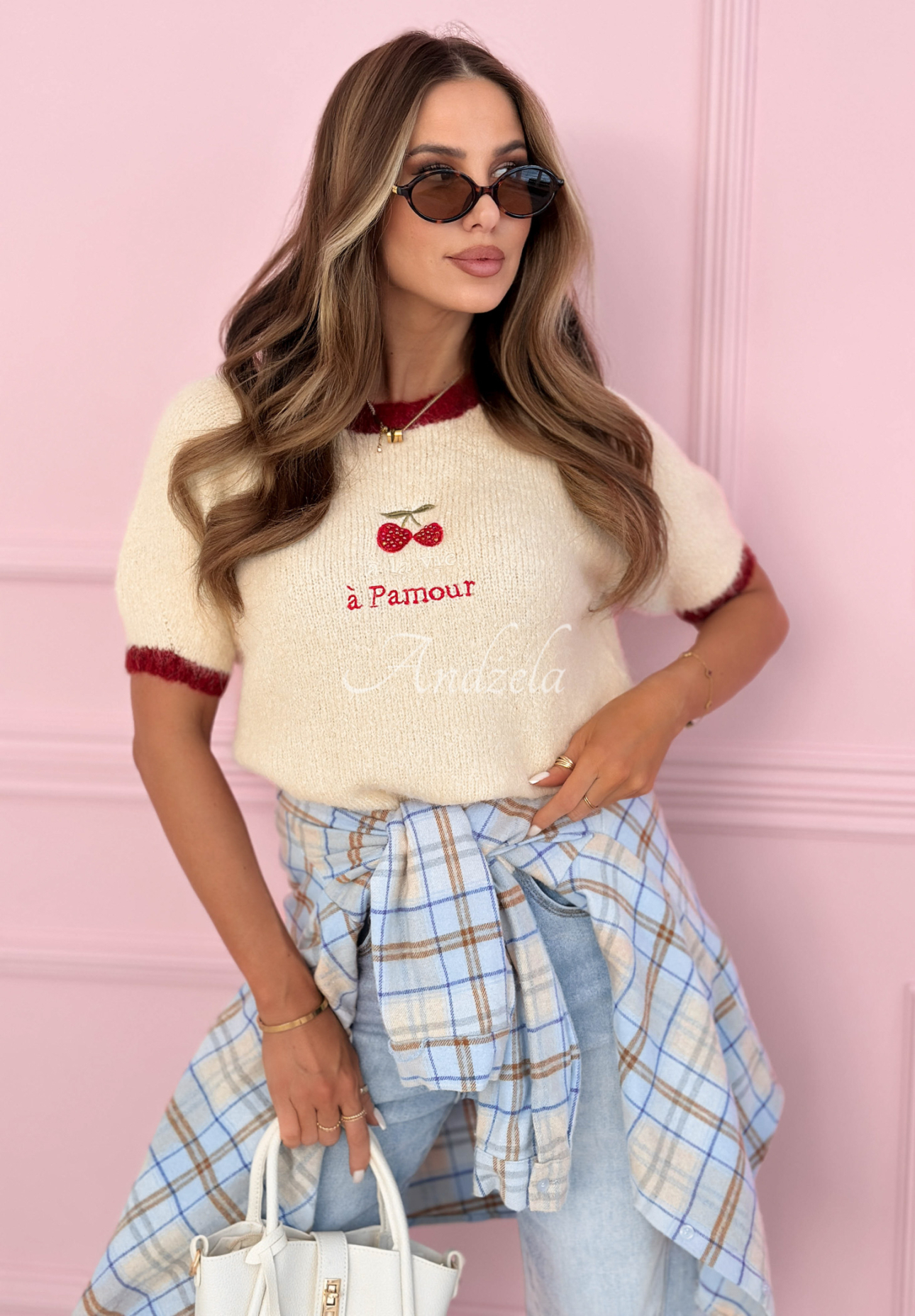 Pulover cu vișine brodate și viscoză Cherry Pamour