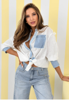 Cămașă z jeansowymi wstawkami i koronką New Beauty biało-albastră