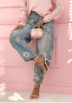Pantaloni din denim mom fit w kwiecisty print Take Your Time albastre