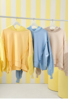 Hanorac z dzianinowym kapturem i rękawami Think About It bej