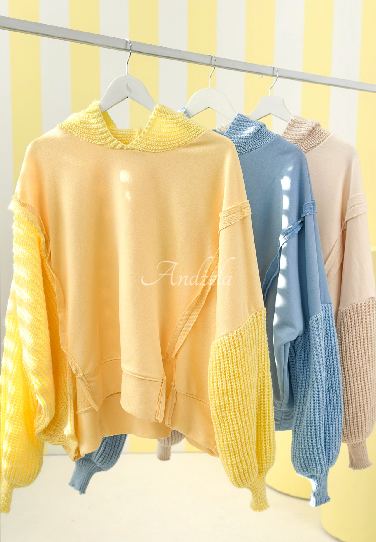 Hanorac din bumbac cu glugă și mâneci din tricot Think About It