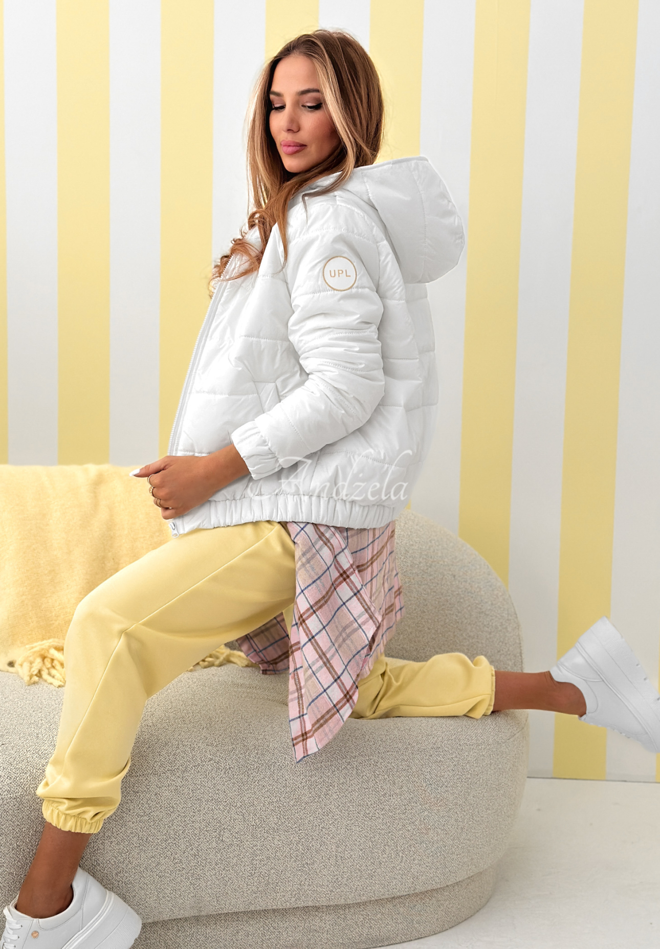 Geacă matlasată cu glugă Warm Daylight