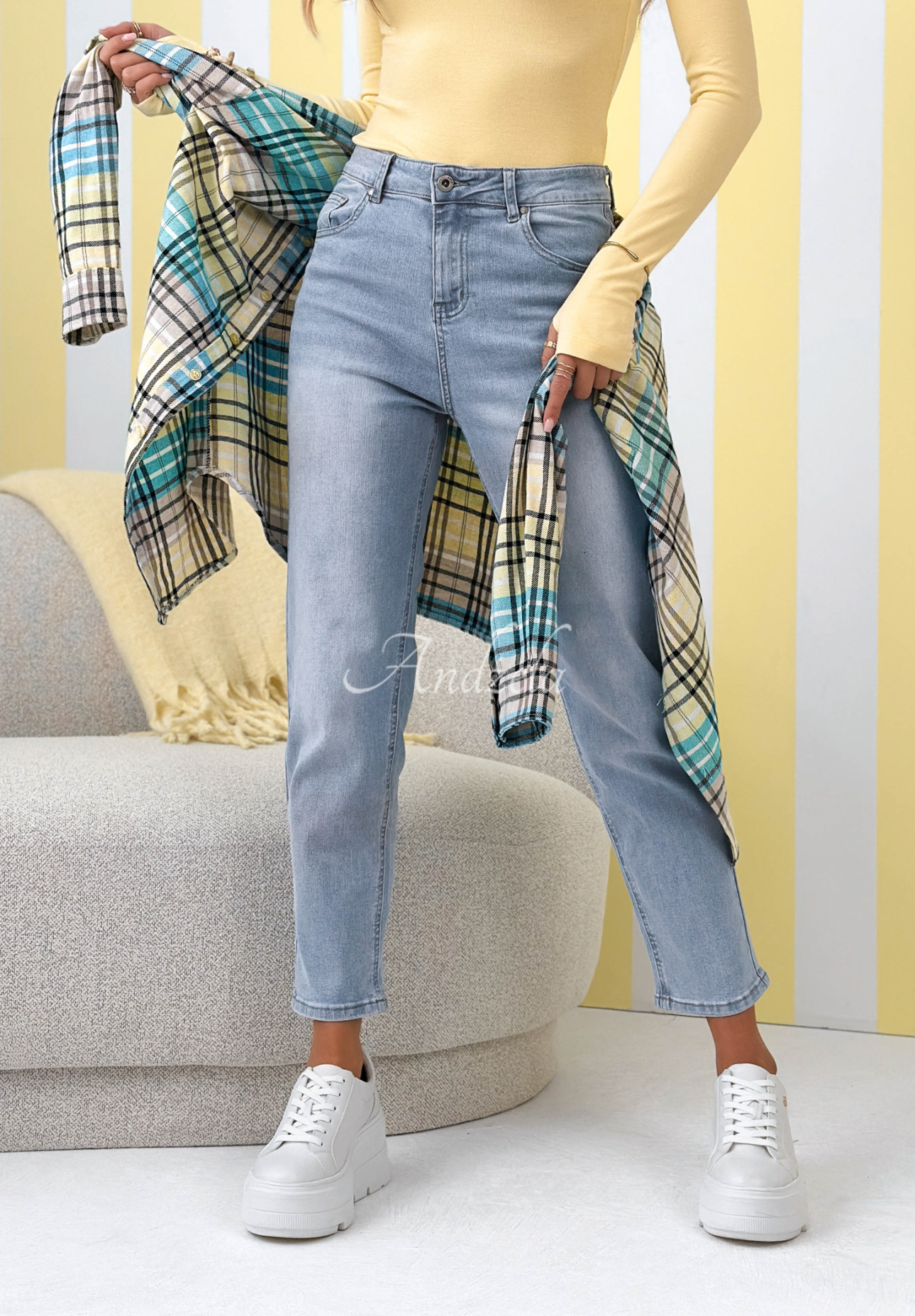 Blugi mom fit No Way