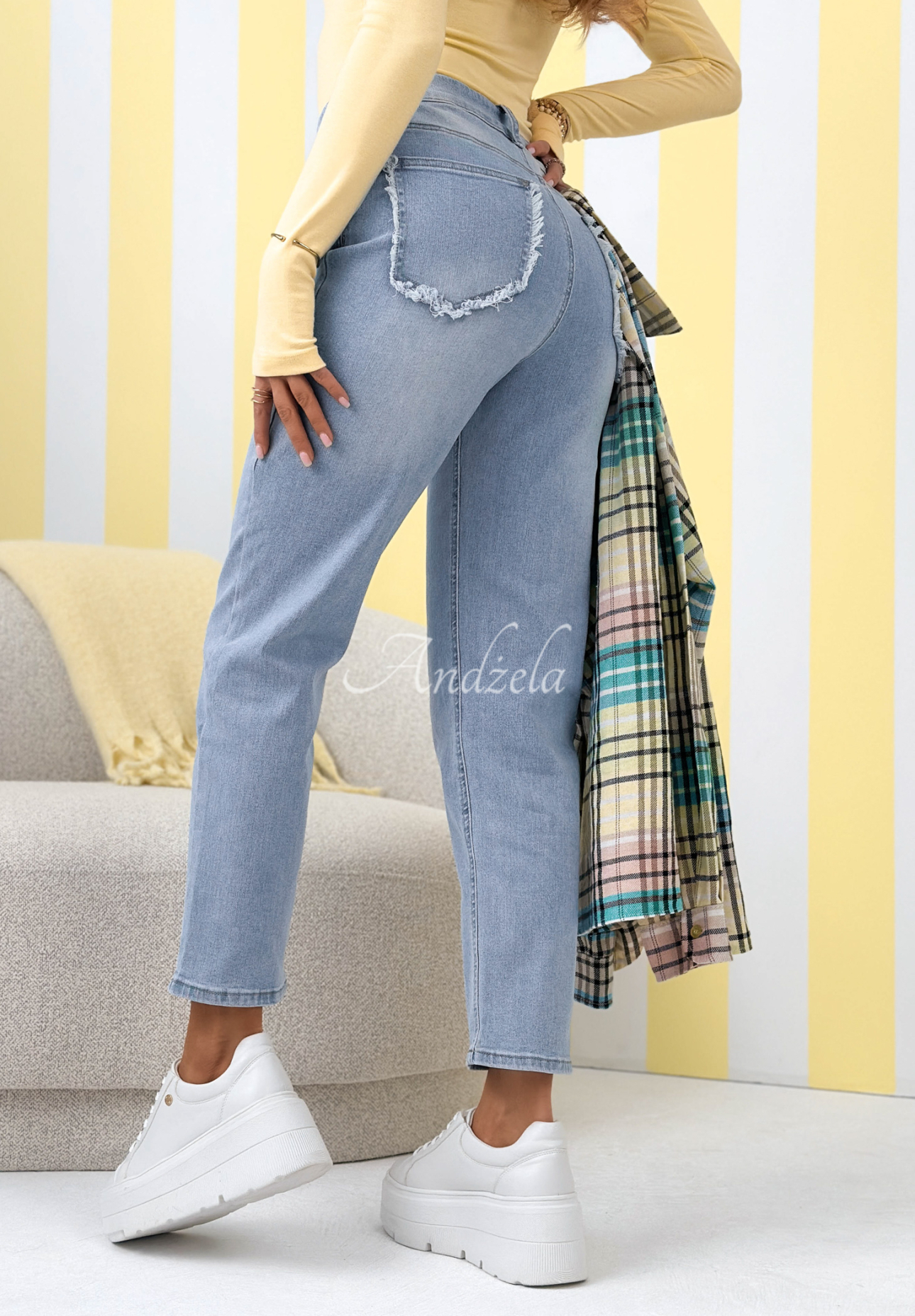 Blugi mom fit No Way