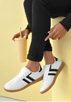 Adidași Walking On Flowers białe