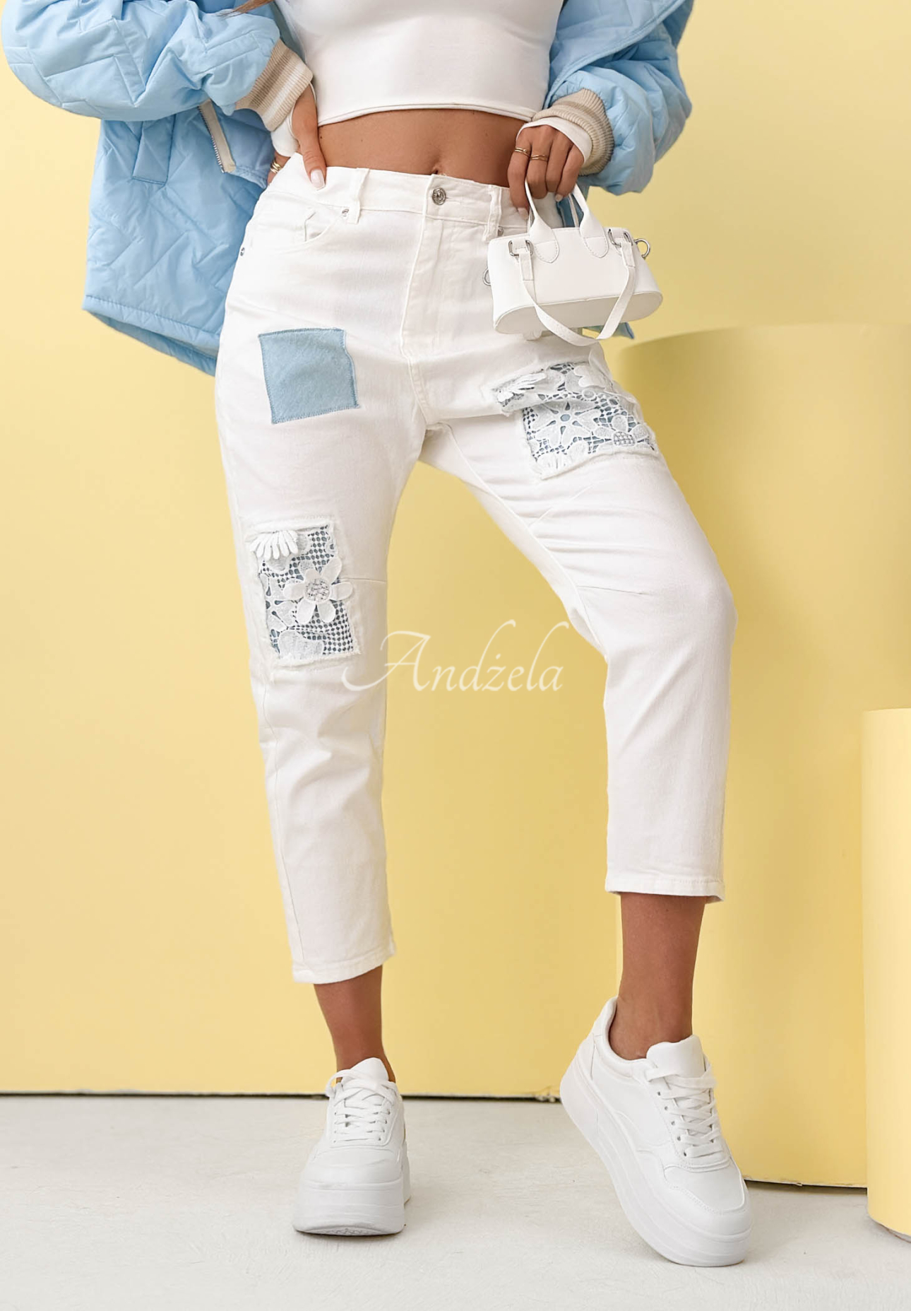 Blugi mom fit cu aplicații din dantelă World Of Lace