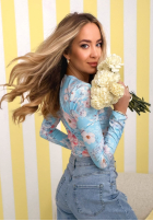 Kwiecista Bluză z dekoltem Camellia fucsia