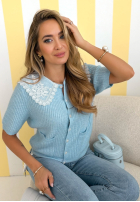 Sweterek z koronkowym kołnierzem Oh Sweet Lace albastru azuriu