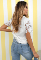 Tricou z koronkowymi rękawkami Mrs Delacey Alb