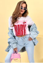 Tricou z nadrukiem Call Him Baby biało-roz