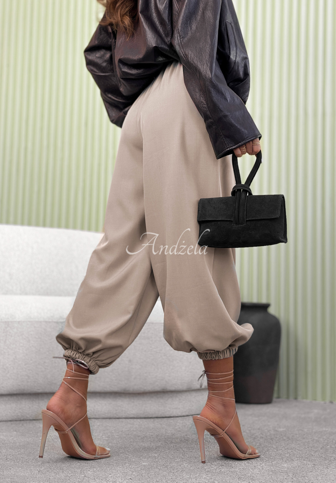 Pantaloni jogger din material textil cu bandă elastică în talie Cosima