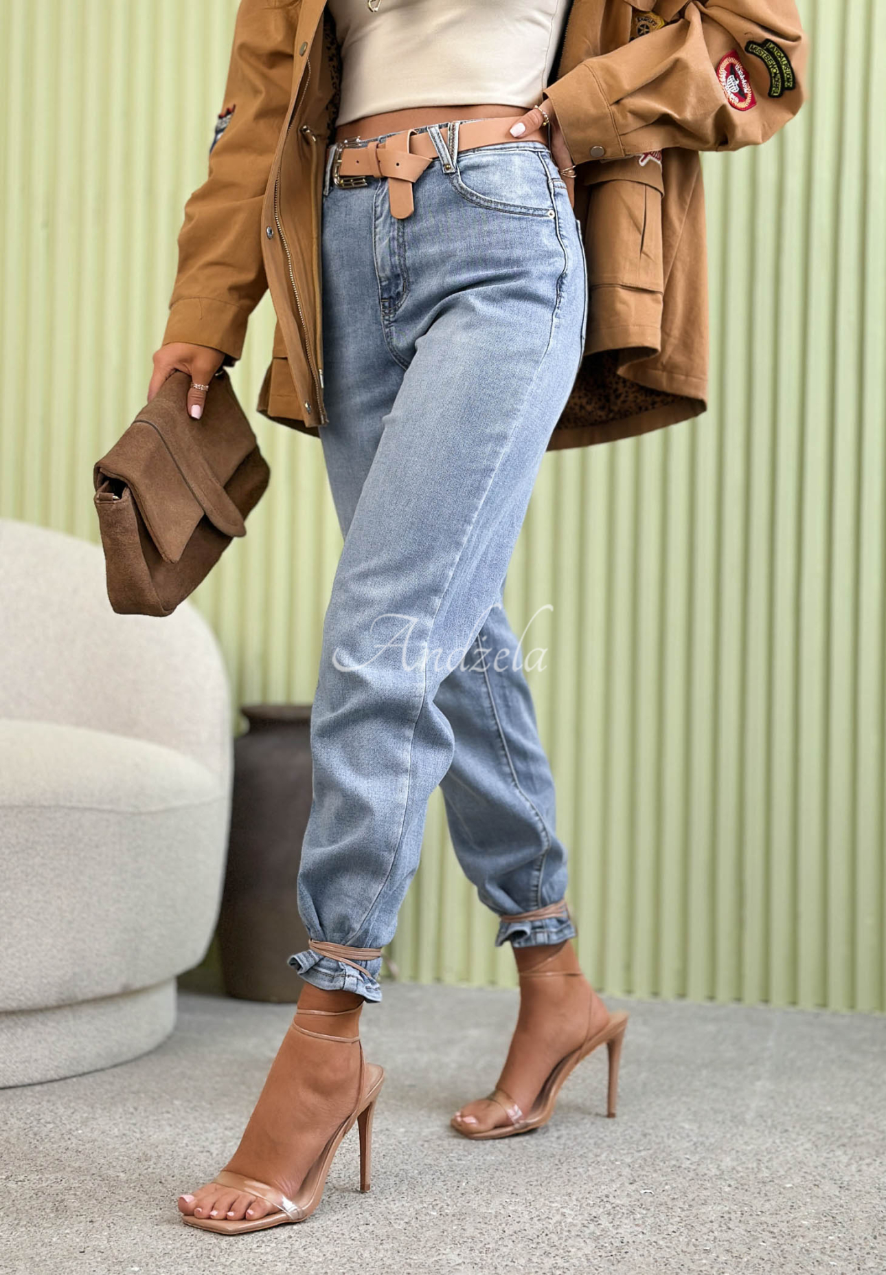 Pantaloni mom fit din denim Here Again