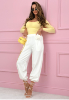 Eleganckie Pantaloni dresowe masełko z różą Blossom Symphony ecru