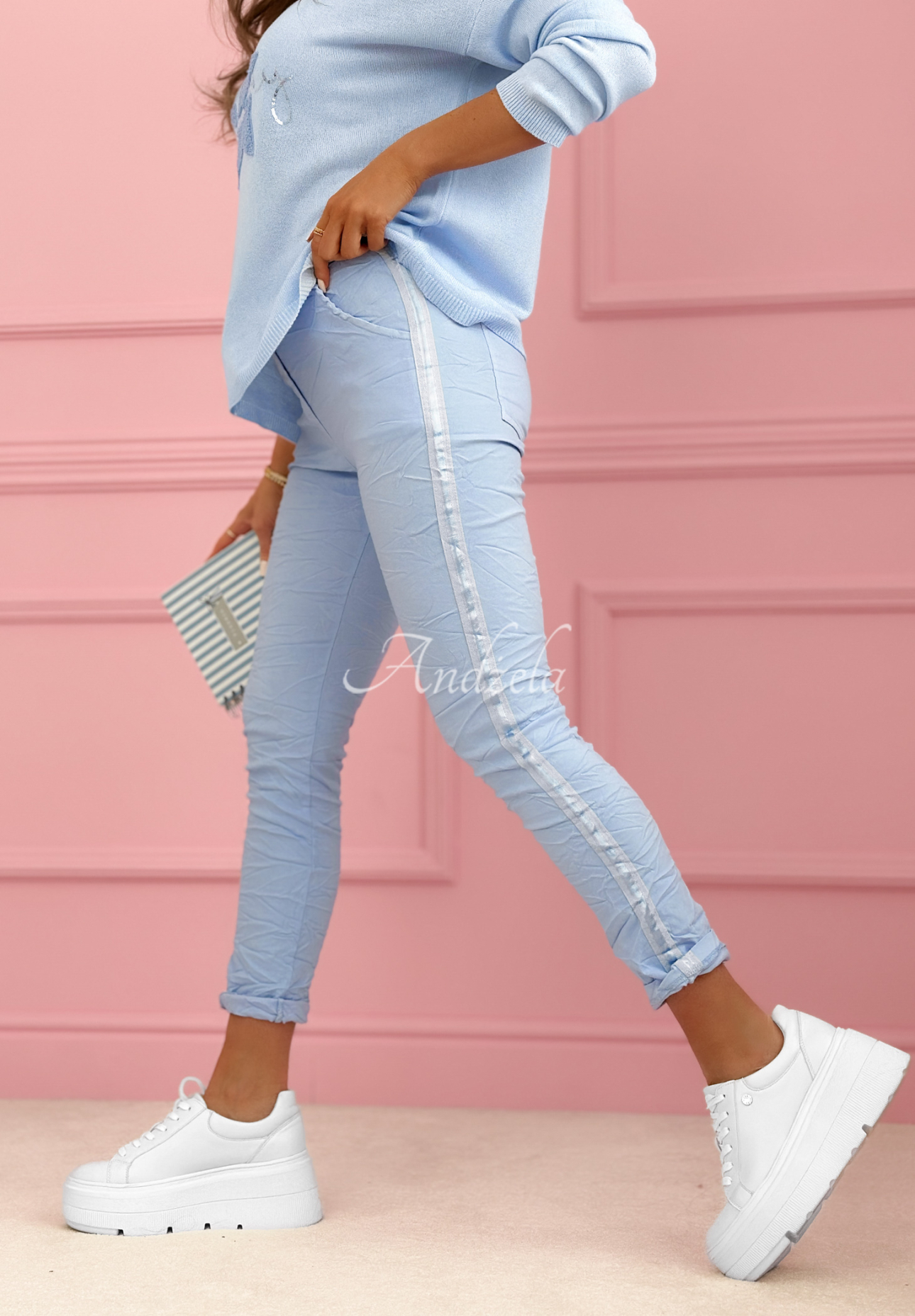 Pantaloni din viscoză cu lampasuri The Spring Begins