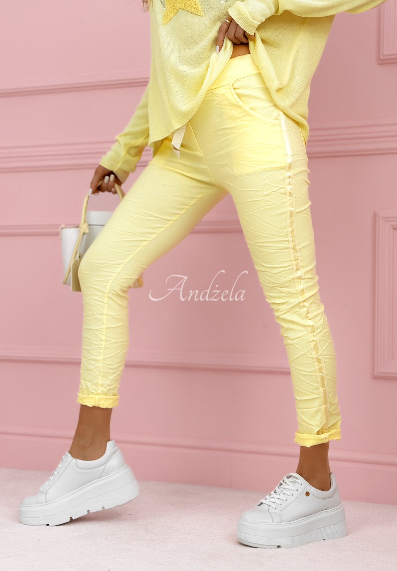 Pantaloni din viscoză cu lampasuri The Spring Begins