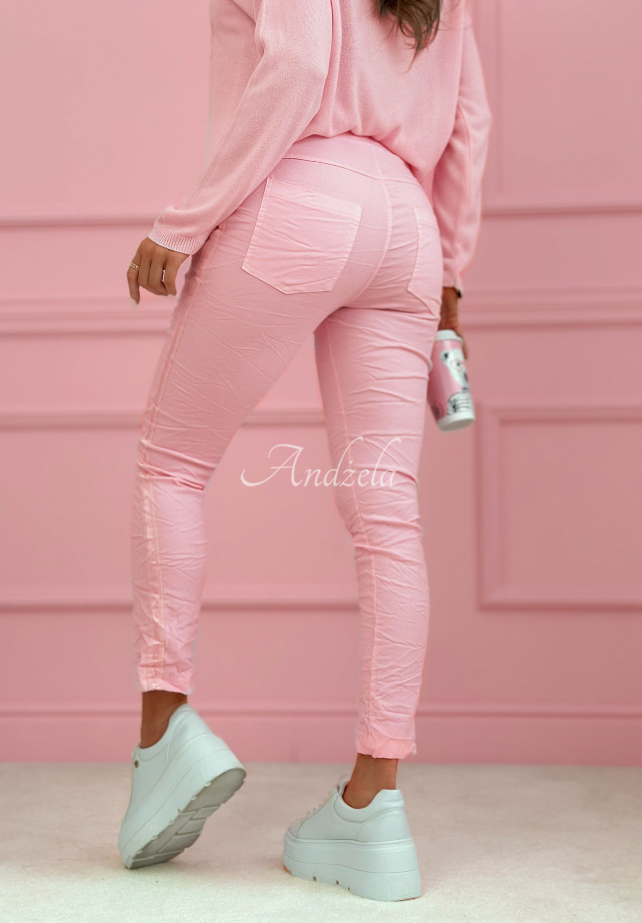 Pantaloni din viscoză cu lampasuri The Spring Begins