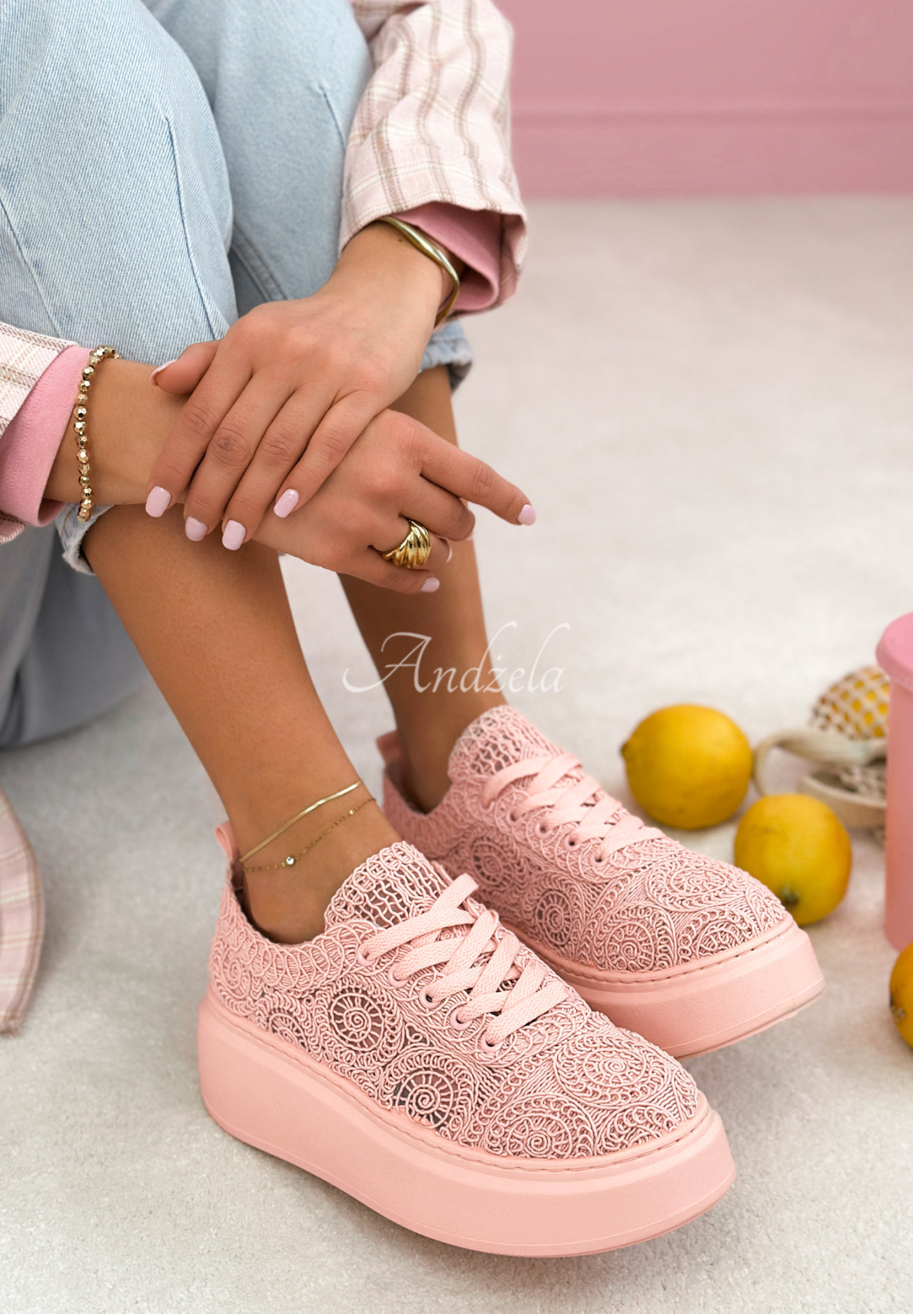 Bascheți din dantelă Bianco