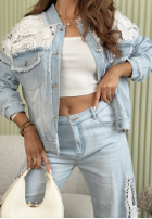 Pantaloni din denim mom fit z koronką Lacy Tracy albastru deschis