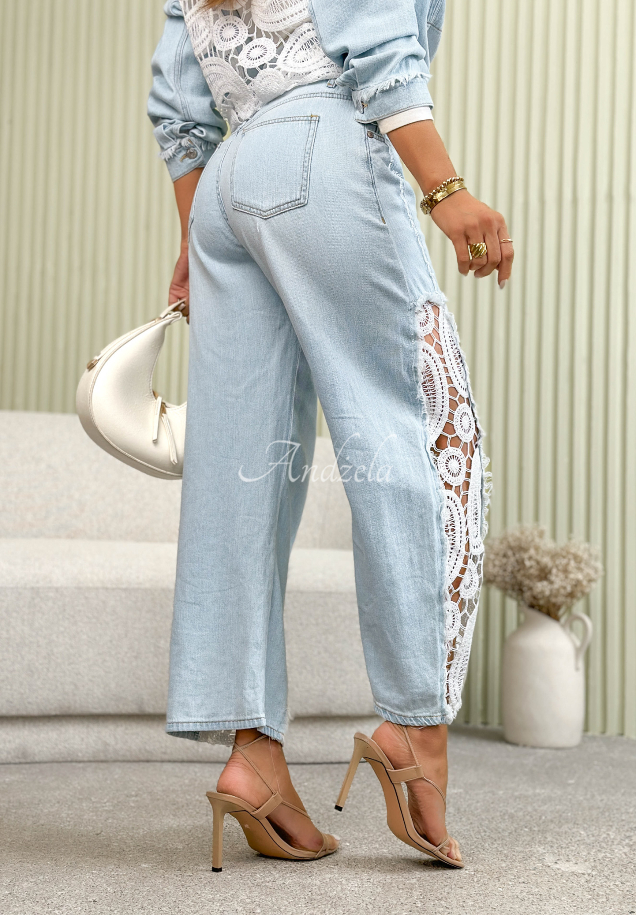 Blugi mom fit cu dantelă Lacy Tracy