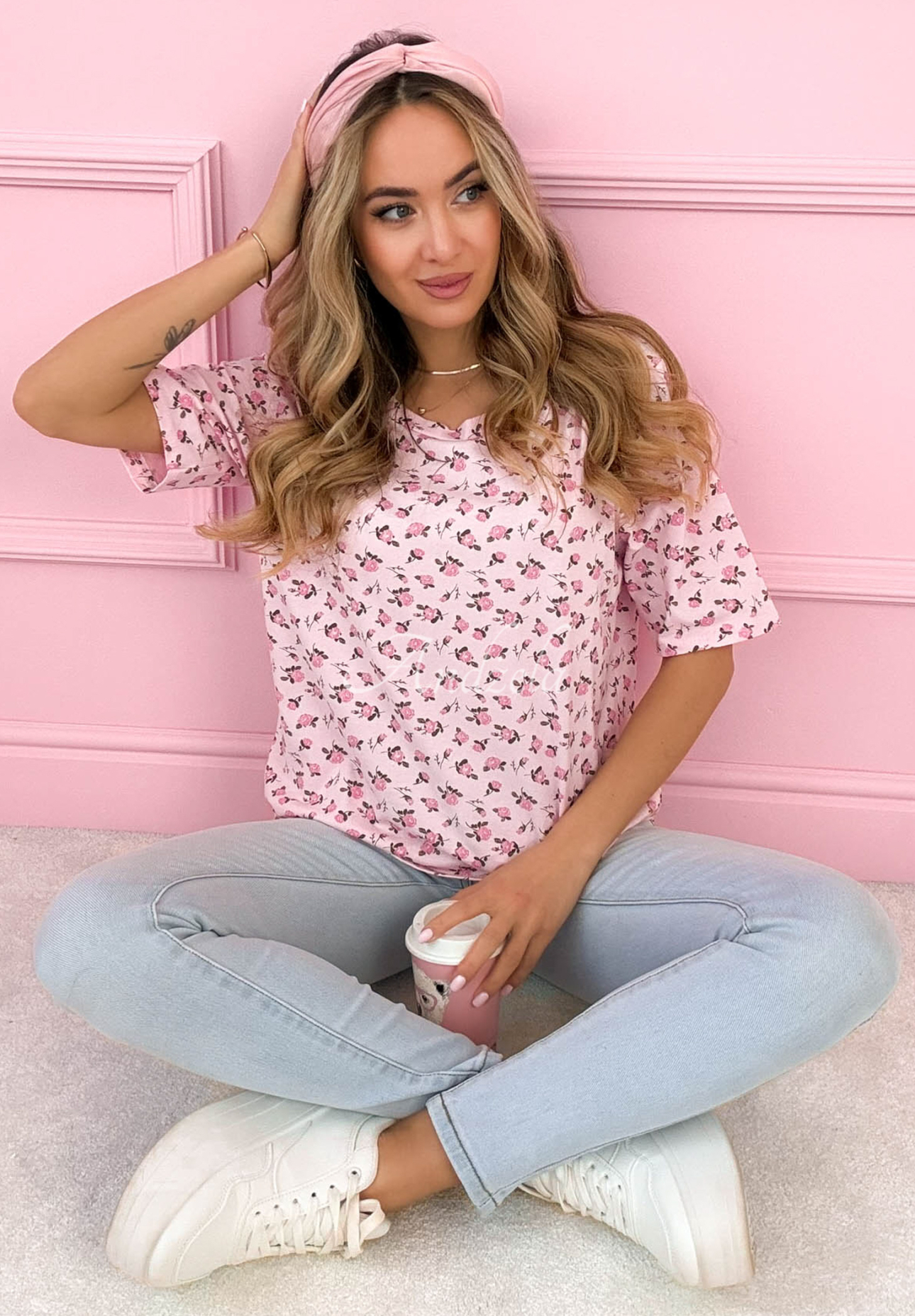 Tricou din bumbac cu imprimeu cu trandafiri La Rosa