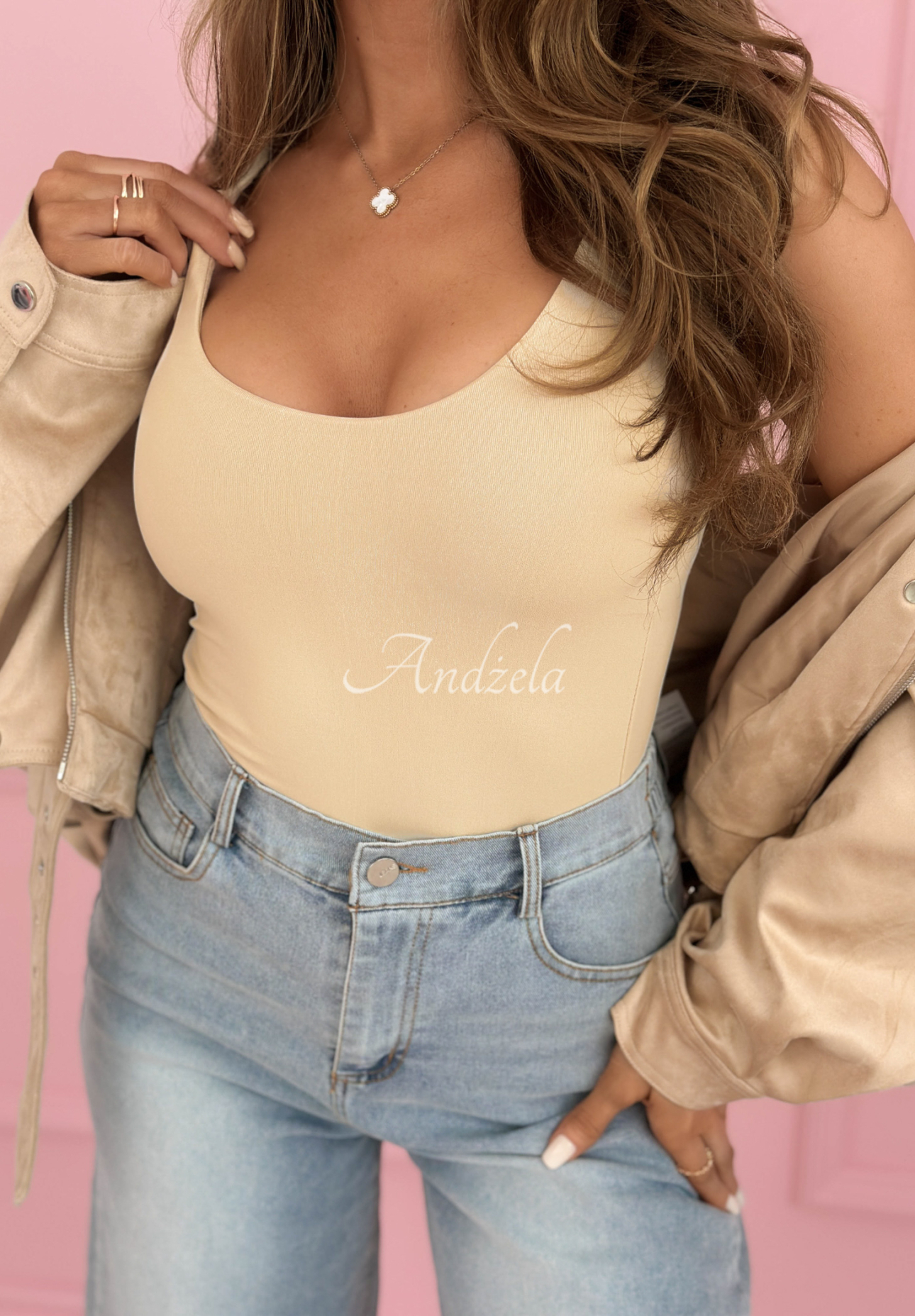 Top       cu bretele Solaria