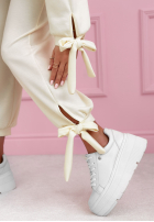 Compleu de trening Peyton de culoarea vaniliei