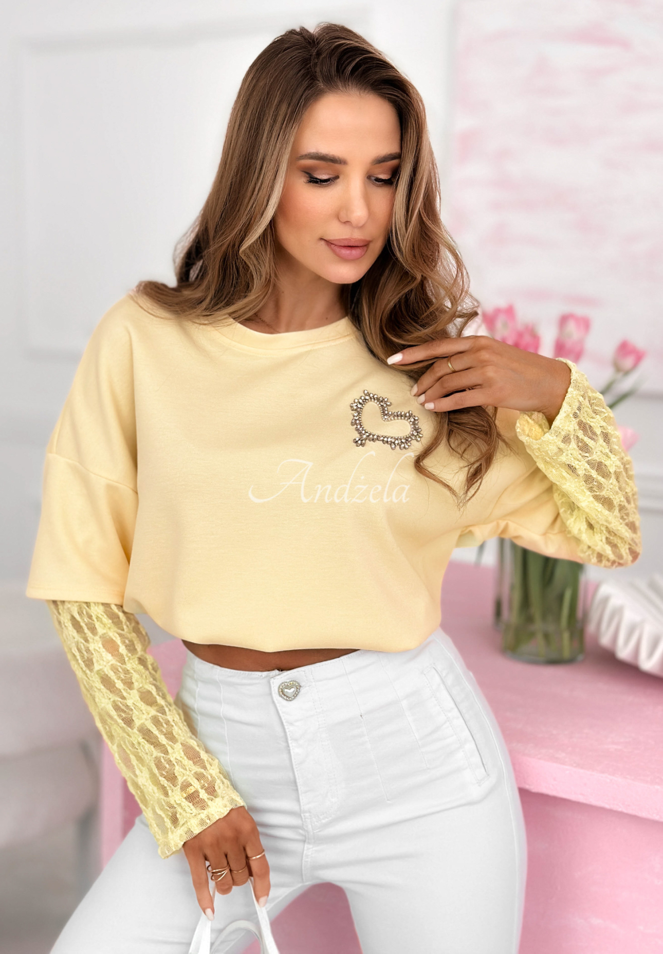 Bluză din viscoză cu mâneci din dantelă și inimioară Addison