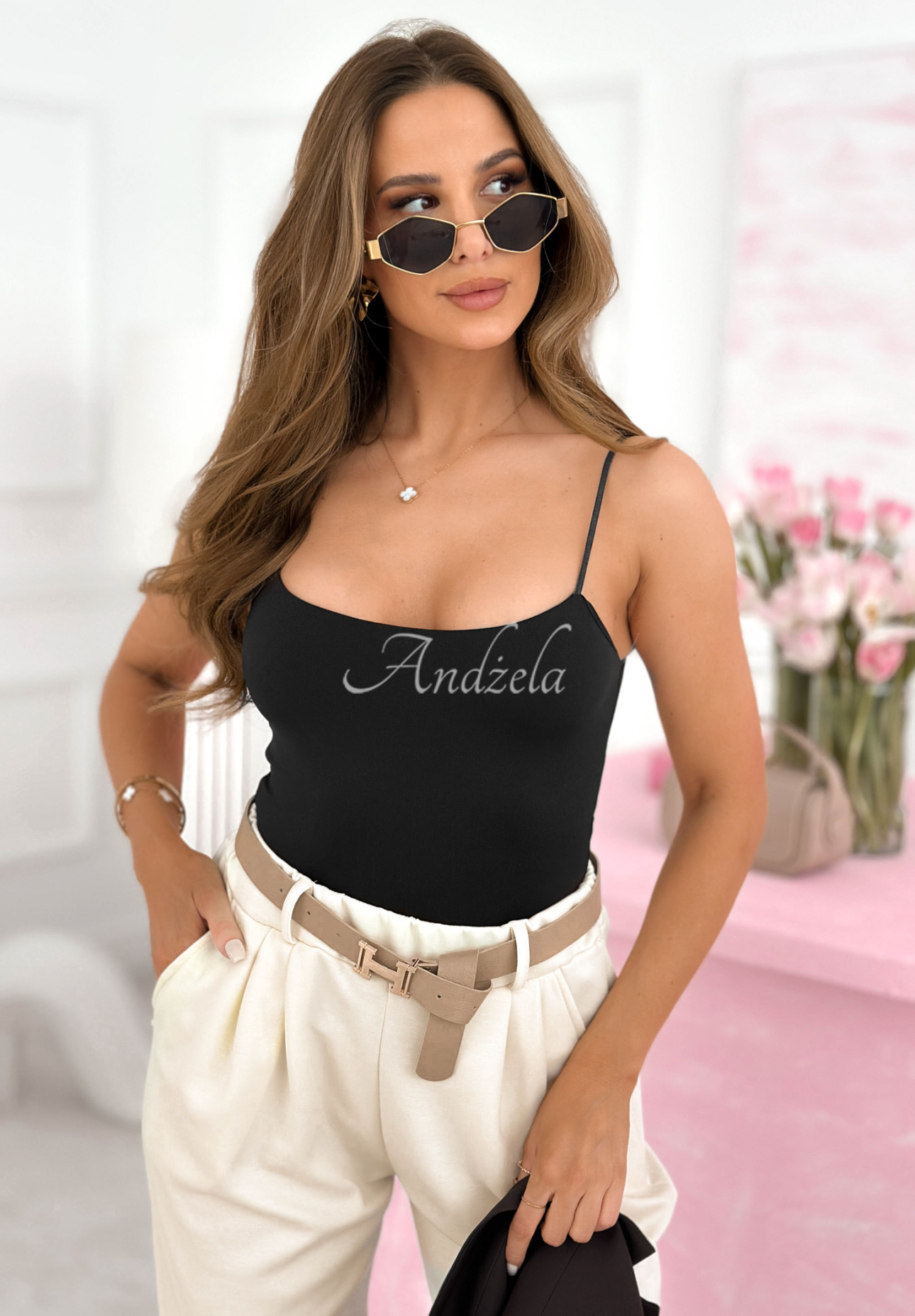 Top                     cu bretele Adelle