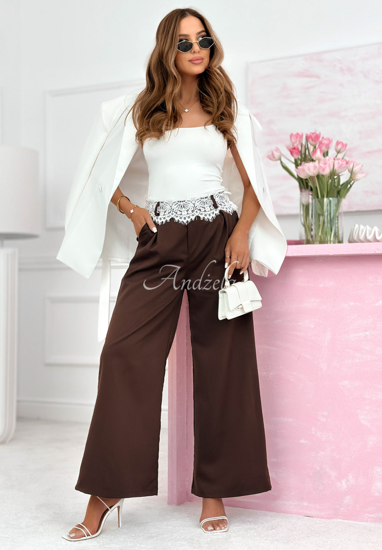 Pantaloni din material wide leg cu dantelă Melodine