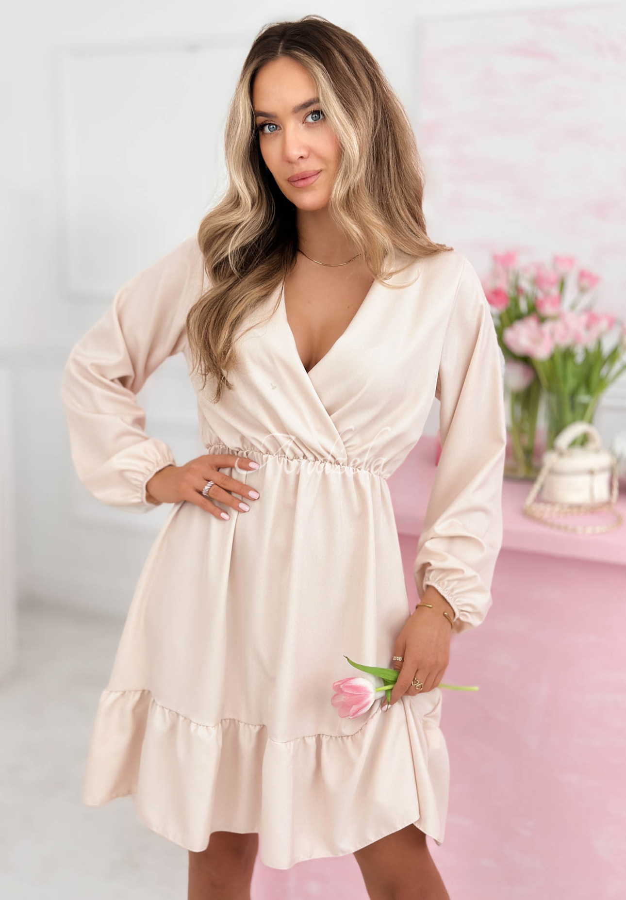 Rochie petrecută cu volănașe și viscoză Valentina