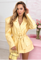 Skórzana Sacou z szerokimi ramionami i paskiem Aveline negru