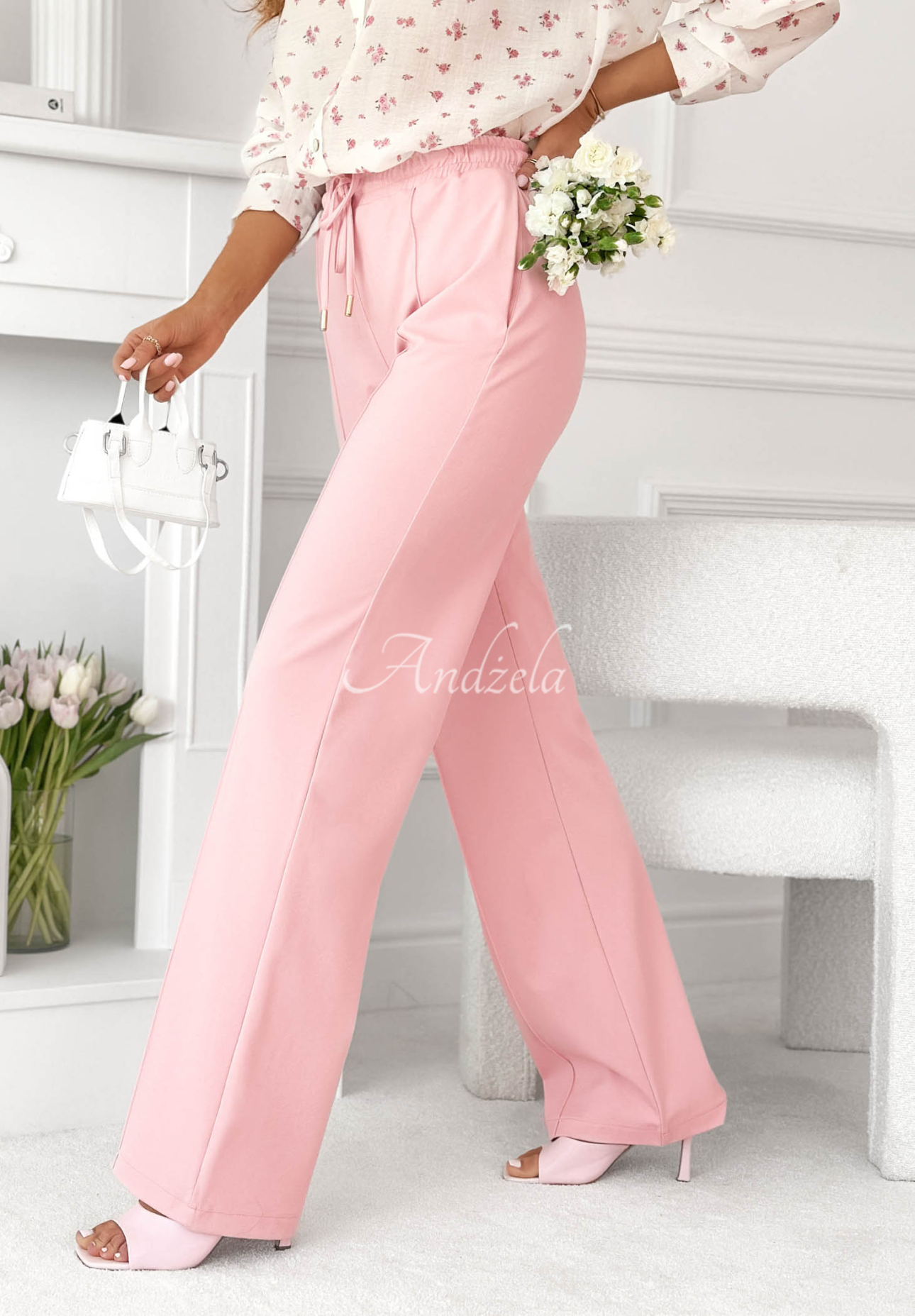Pantaloni din material wide leg din viscoză Look Here