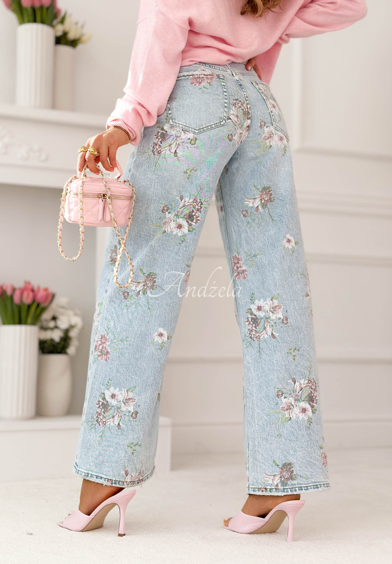 Blugi wide leg cu imprimeu floral Lizzie