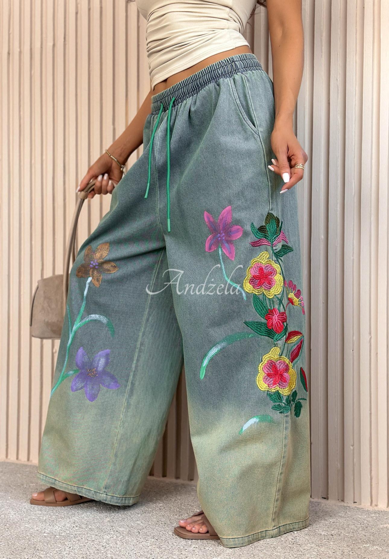 Pantaloni din denim wide leg cu broderii Rosamere