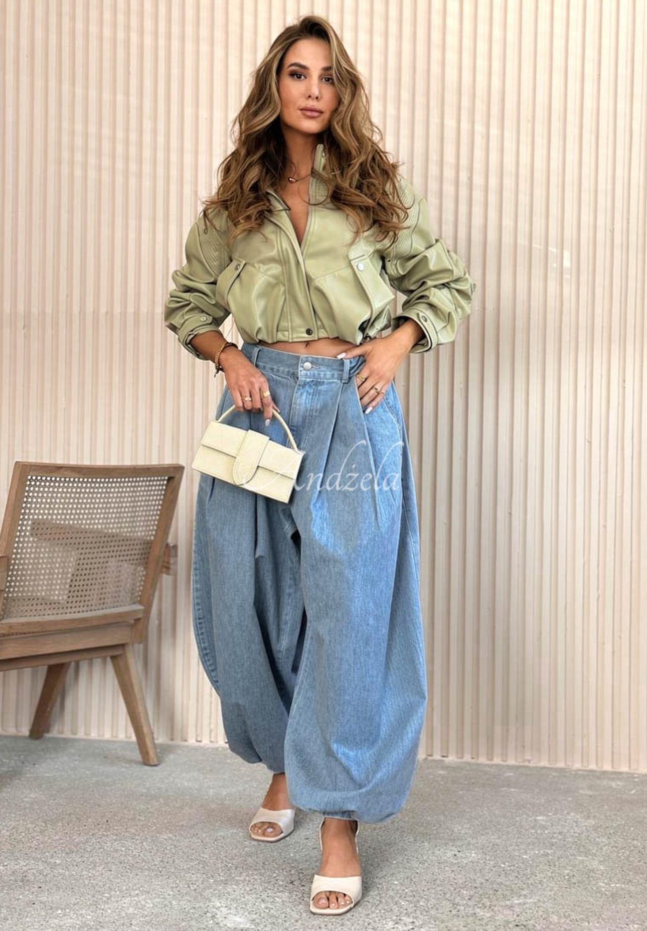 Pantaloni balloon din material Hariett