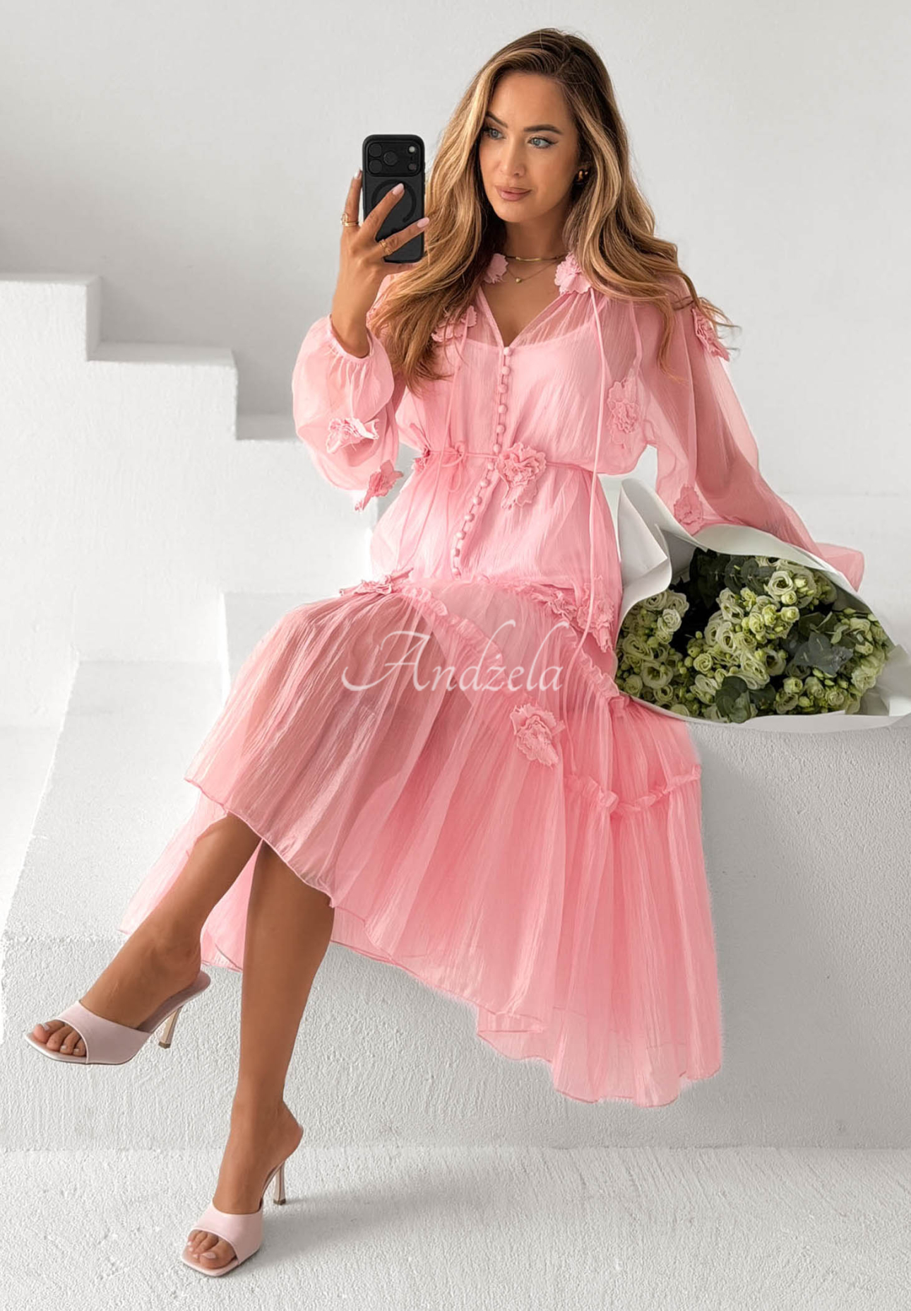 Rochie midi din tencel cu volănașe și flori Isenelle